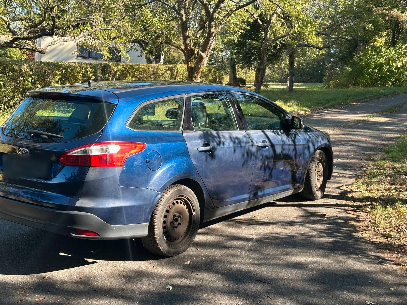 Ford Focus 2011 — photo 5