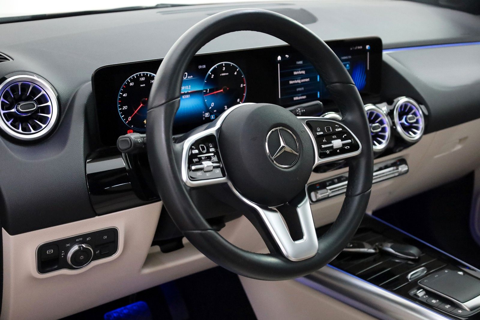 Fahrzeugabbildung Mercedes-Benz GLA 200 d Progressiv,T.Leder,Navi,LED,Kamera,SD