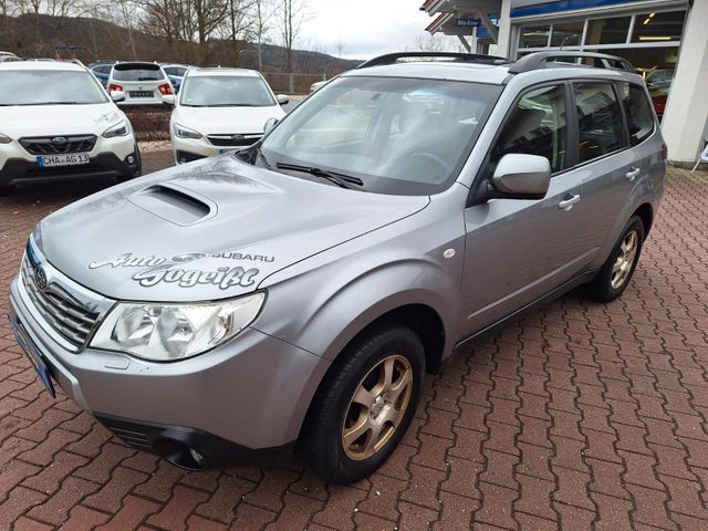 Subaru Forester 2.0D Comfort AHK, SHZ, PANO