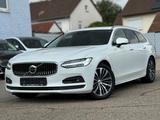 Volvo V90 B4 D Geartronic MomentumPro ACC|LED|PANO|AHK - Volvo V90 aus 2021