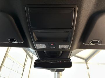 Volkswagen Amarok - 12
