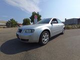 Audi A4 Lim. 1.9 TDI - Audi A4 aus 2004: 9.1