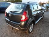 Dacia Sandero Stepway - Dacia aus 2011