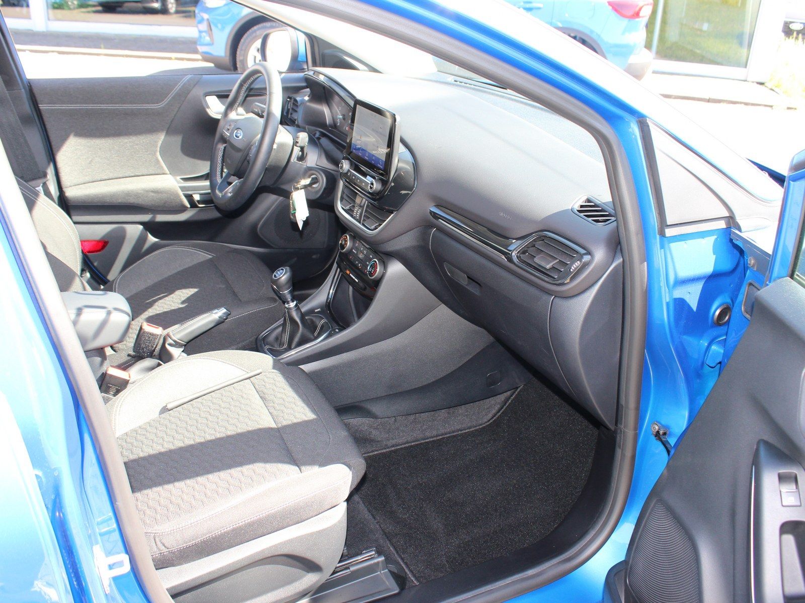 Fahrzeugabbildung Ford Puma Titanium 1,0 EcoBoost Mild Hybrid
