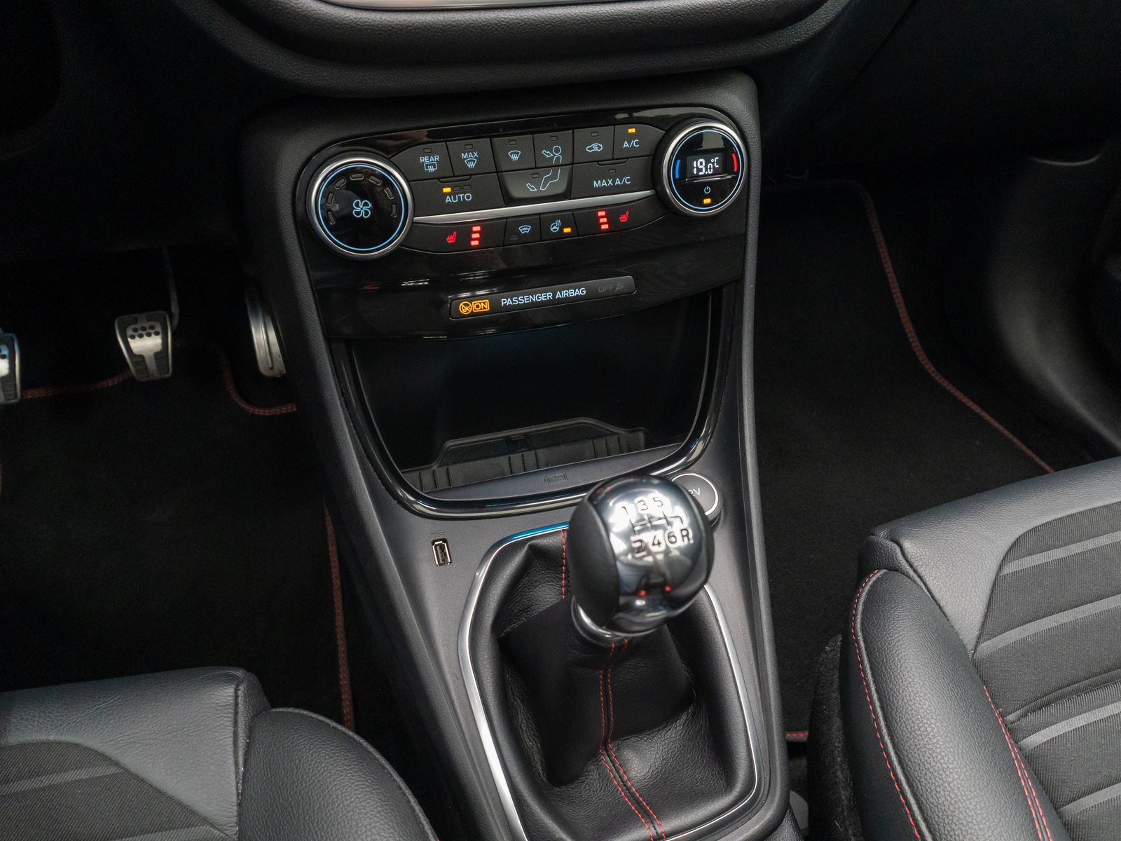 Fahrzeugabbildung Ford Puma Hybrid ST-Line X ACC B&O Kamera Panorama