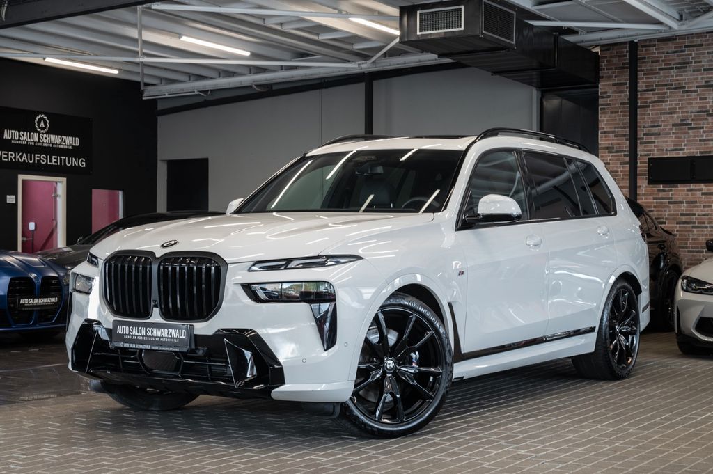Image of BMW X7