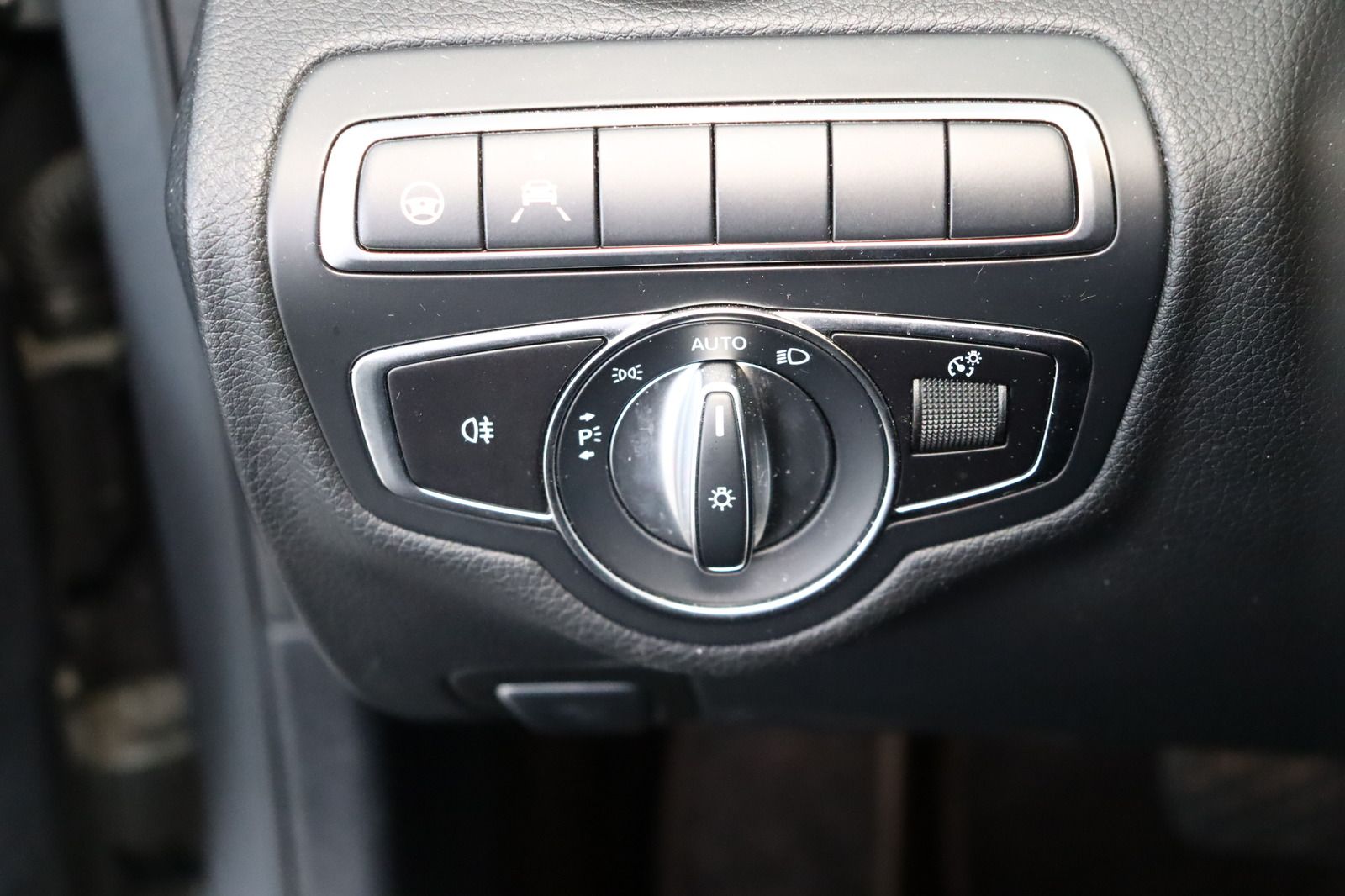 Fahrzeugabbildung Mercedes-Benz C 220 T d 4Matic Avantgarde