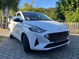 Hyundai i10 1.0 wie neu 