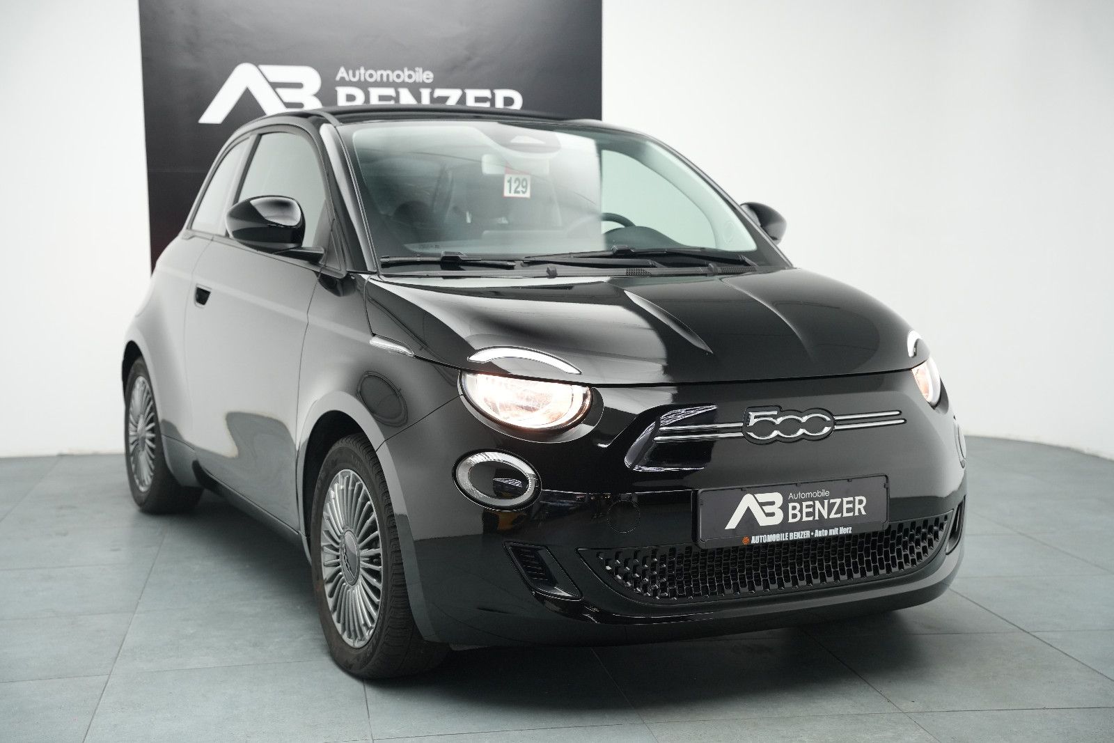 Fahrzeugabbildung Fiat 500e Icon *Navigation*Klima*Alexa*TOP