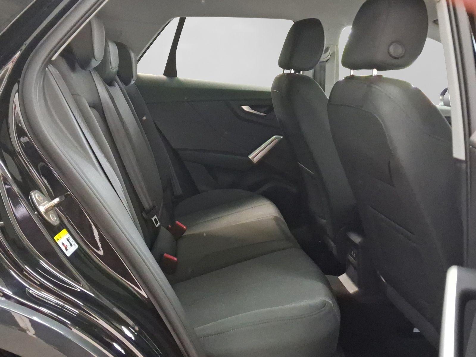 Audi Q2 30 TFSI AHK ST.HEIZ LM18 NAVI, миниатюра 6