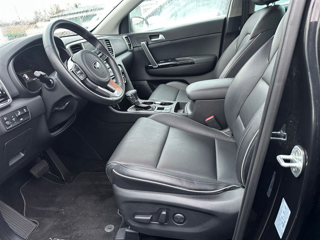 Fahrzeugabbildung Kia Sportage 1.6 T-GDI DCT 2WD Black Edition