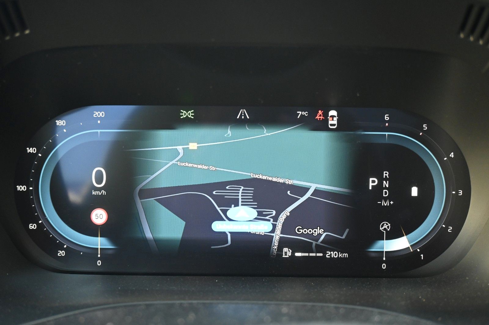 Fahrzeugabbildung Volvo XC60 Ultimate Dark AWD*MASS*LUFT*B&W*NAV*HUD*AHK
