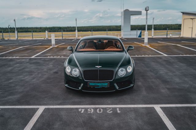 Bentley Continental GT 4.0 V8 Coupé*Green*2.Hand