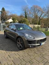Porsche Macan S Diesel S - Porsche Macan Gebrauchtwagen in Köln