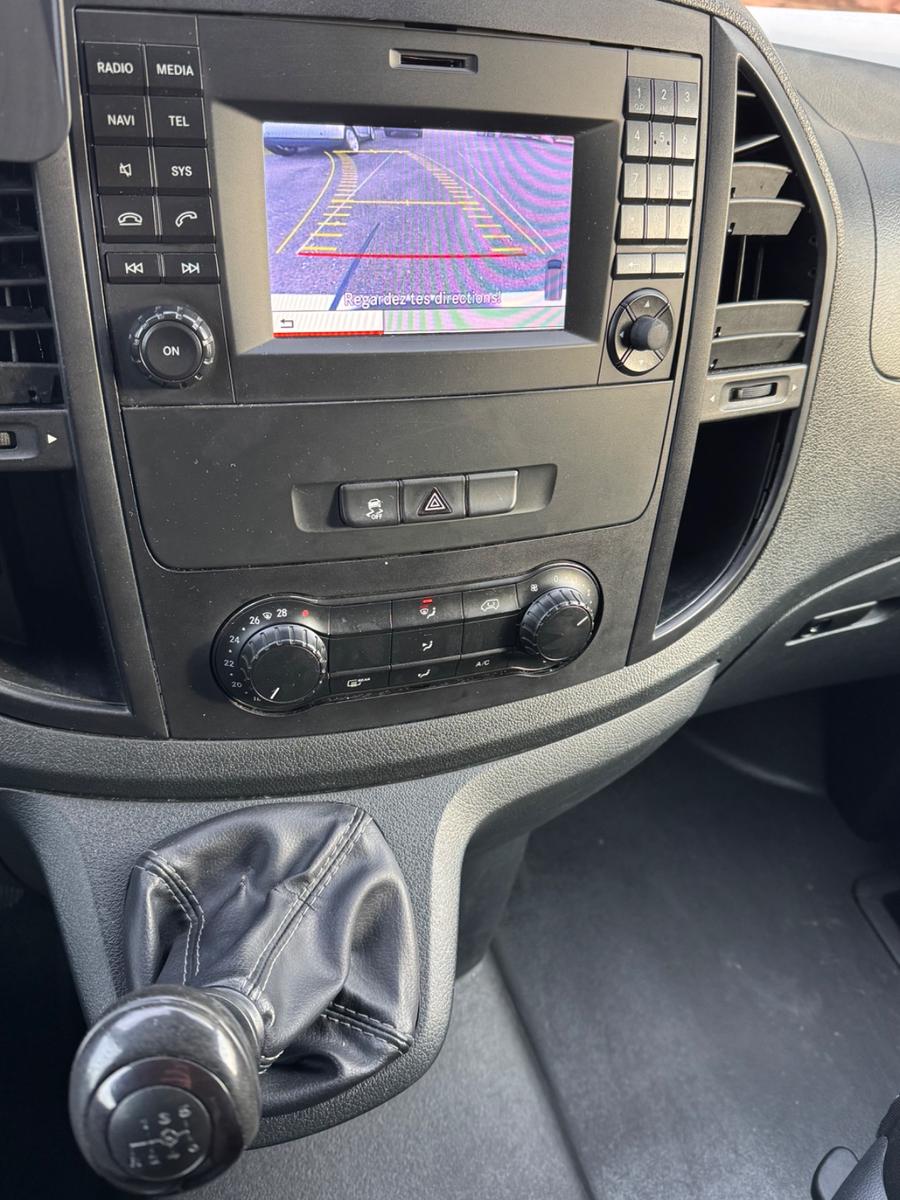 Mercedes-Benz Vito Ambulance Krankenwagen Rettungswagen