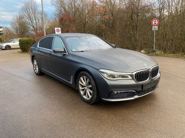 BMW 740 Baureihe 7 Lim 740 d xDrive