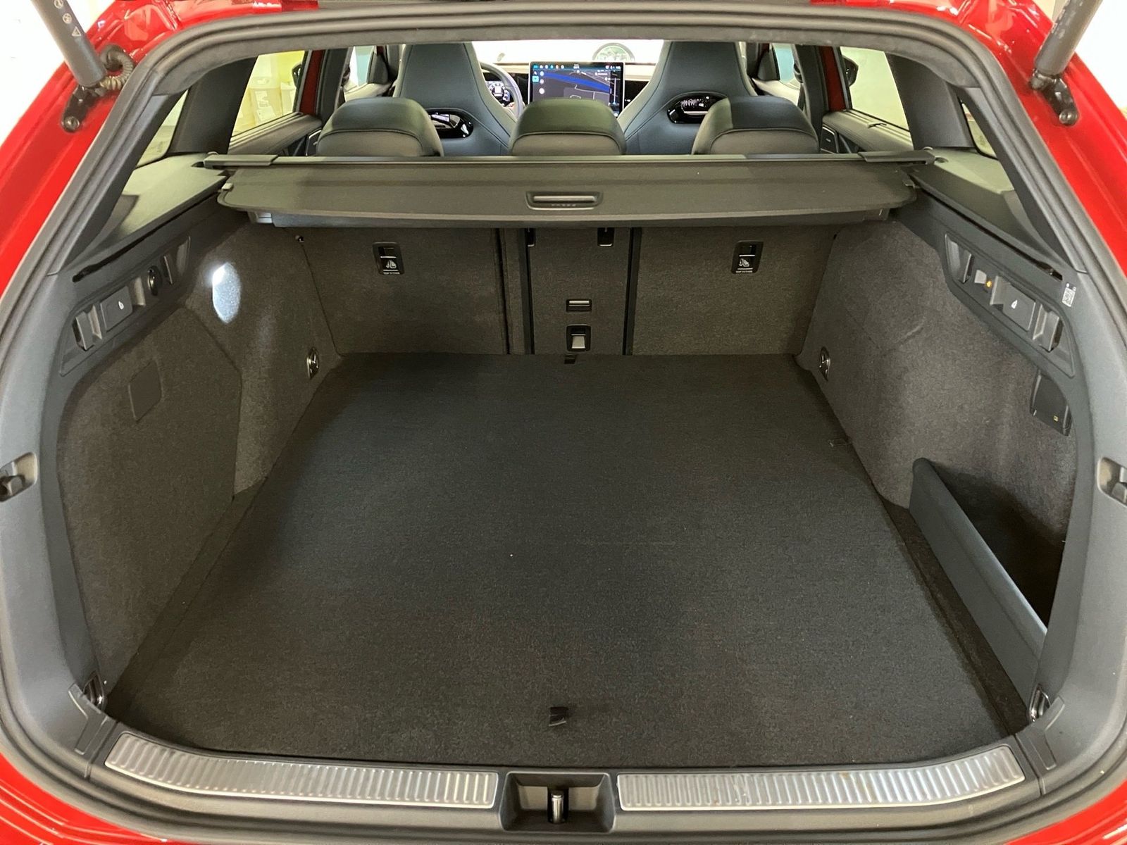 Volkswagen Passat Variant - Bild 8