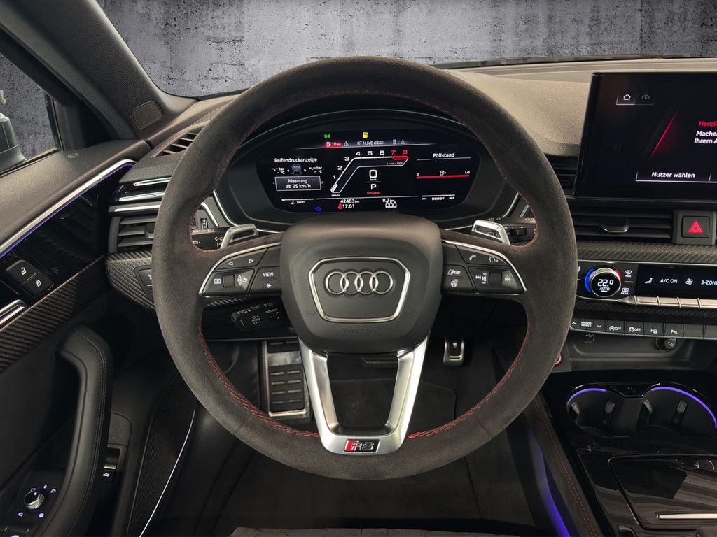 Audi RS4 - Bild 12