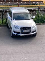 Audi Q7  top Zustand - Audi Q7 mit Diesel-Antrieb: Limousine
