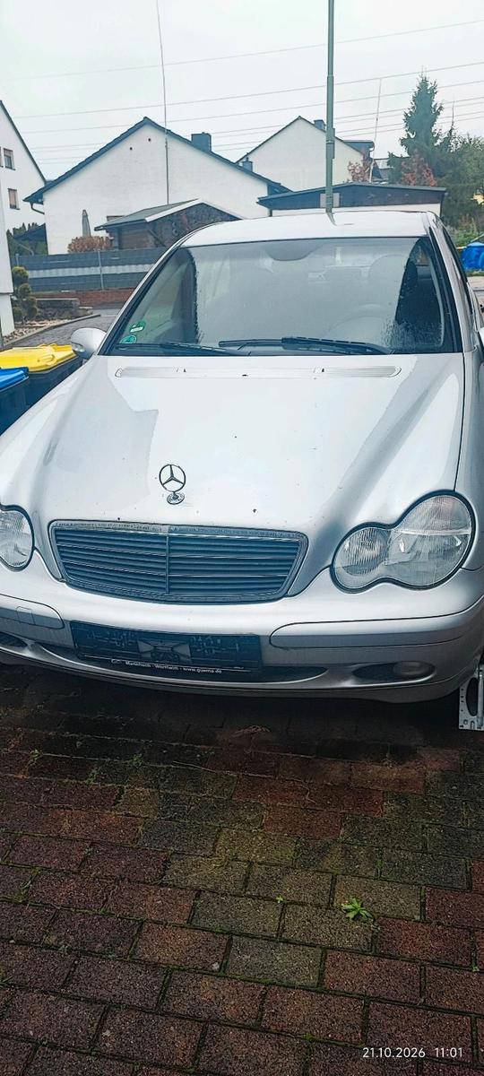 Mercedes-Benz C 220