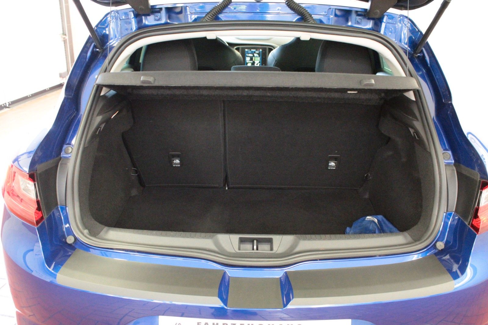 Fahrzeugabbildung Renault Megane ENERGY TCe 130 GT Line   AHK*