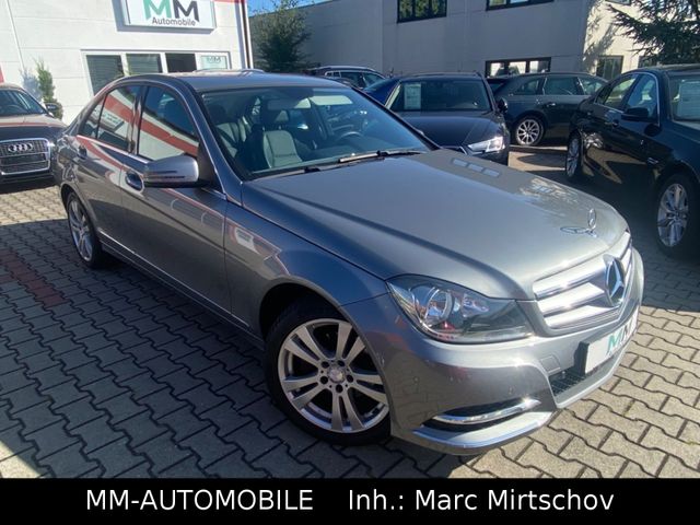 Mercedes-Benz C 180 Lim. Avantgarde-NAVI-PDC-LEDER-SHZ-MERC.KD