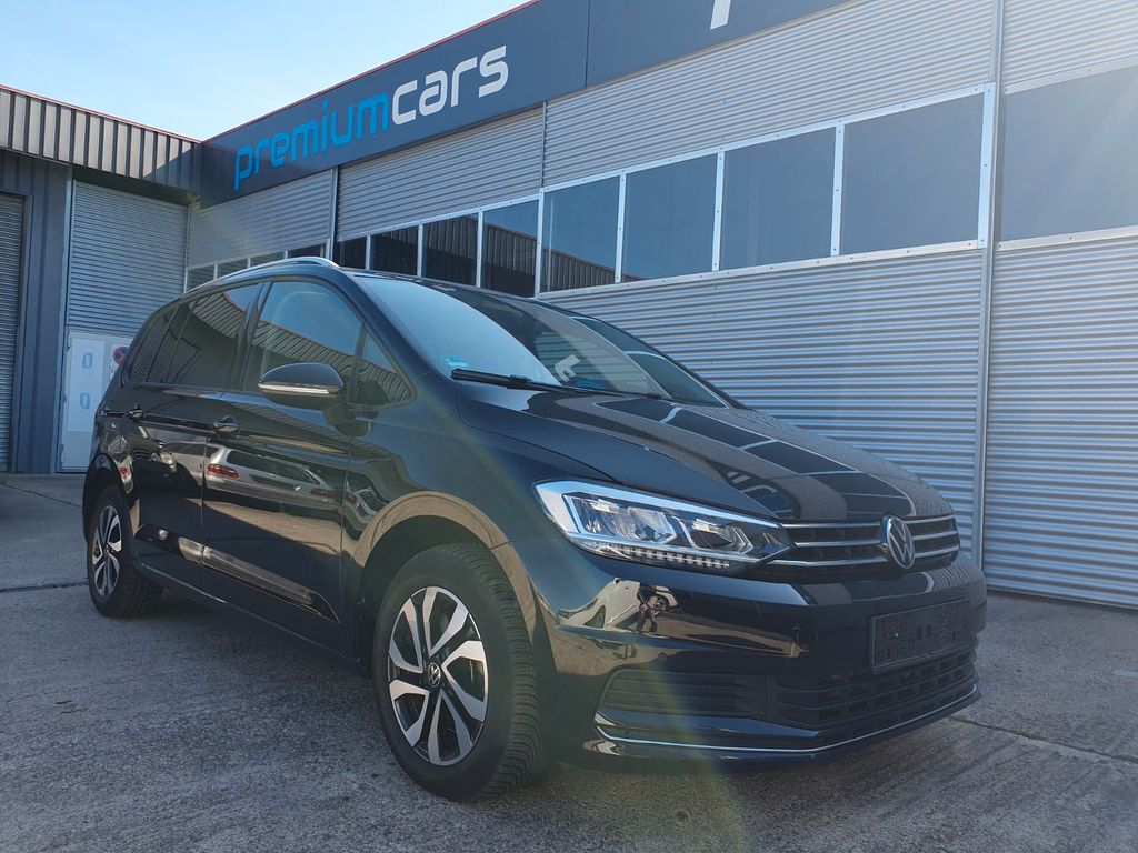 Image of Volkswagen Touran