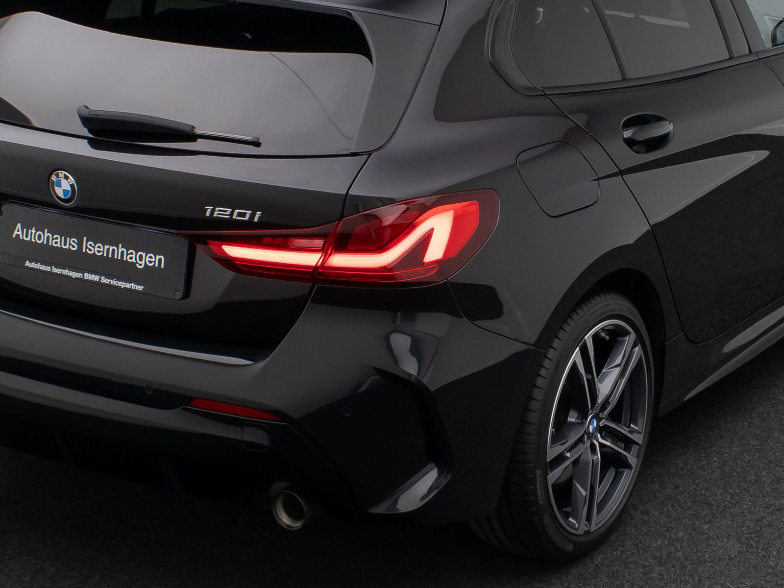 Fahrzeugabbildung BMW 120i M Sport HiFi Fernlich DAB Lenkradhzg 18Zoll