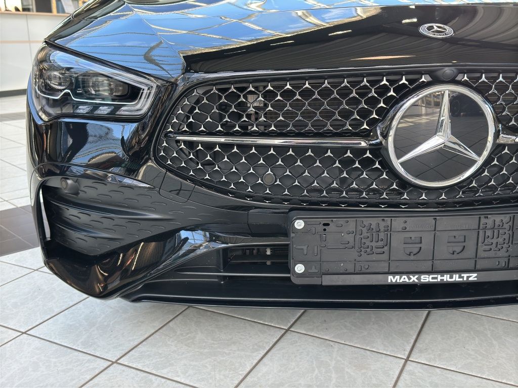 Fahrzeugabbildung Mercedes-Benz CLA 200 Coupé Fernlichtass.*KeyLess*LED*PDC*ACC