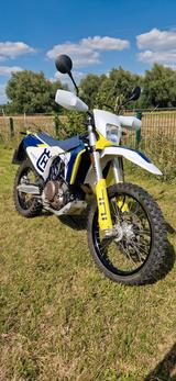 Husqvarna 701 Enduro tiefergelegt - HUSQVARNA ENDURO 701