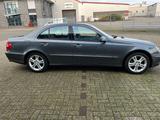 Mercedes-Benz E 500 Navi Leder Panorama BI-Xenon - Mercedes-Benz E 50 mit Benzin-Antrieb
