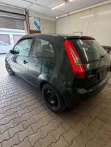 Ford Fiesta 1.3 44 kW - - Ford Fiesta aus 2004: 1.4