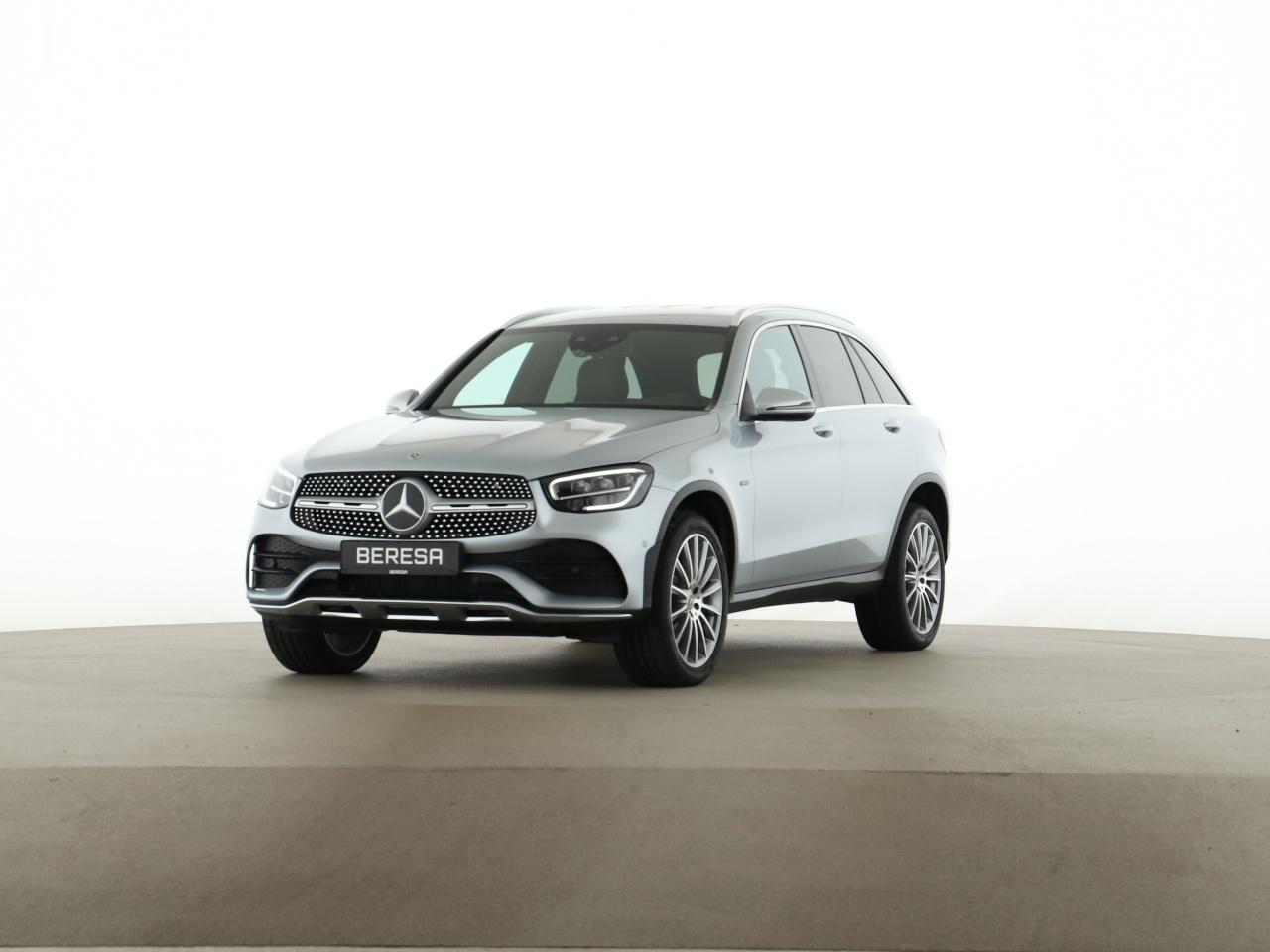Mercedes-Benz GLC 300 e 4M AMG AHK Distronic LED Kamera