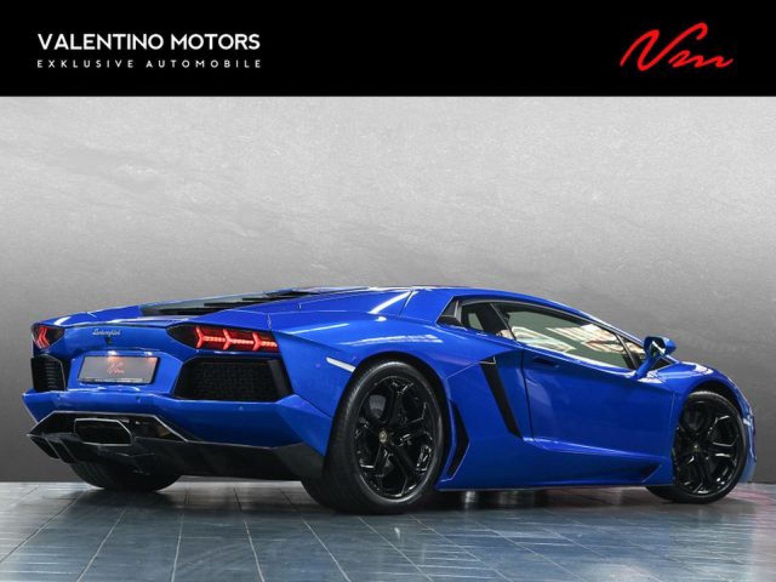 Fahrzeugabbildung Lamborghini Aventador LP 700-4 - Ad Personam|ParkAssi|Carbon