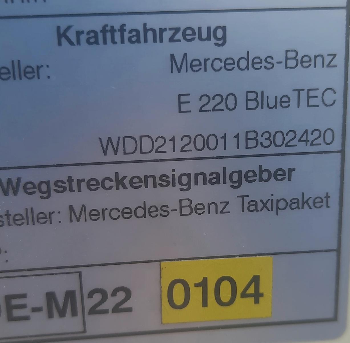 Mercedes-Benz E 220 BlueTEC AVANTGARDE 9G Alles Neu