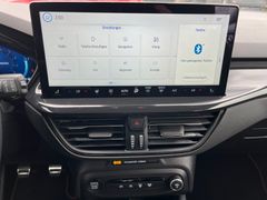 FORD Focus Turnier 1.0 ST-Line X*LED*Navi*DAB*Leder