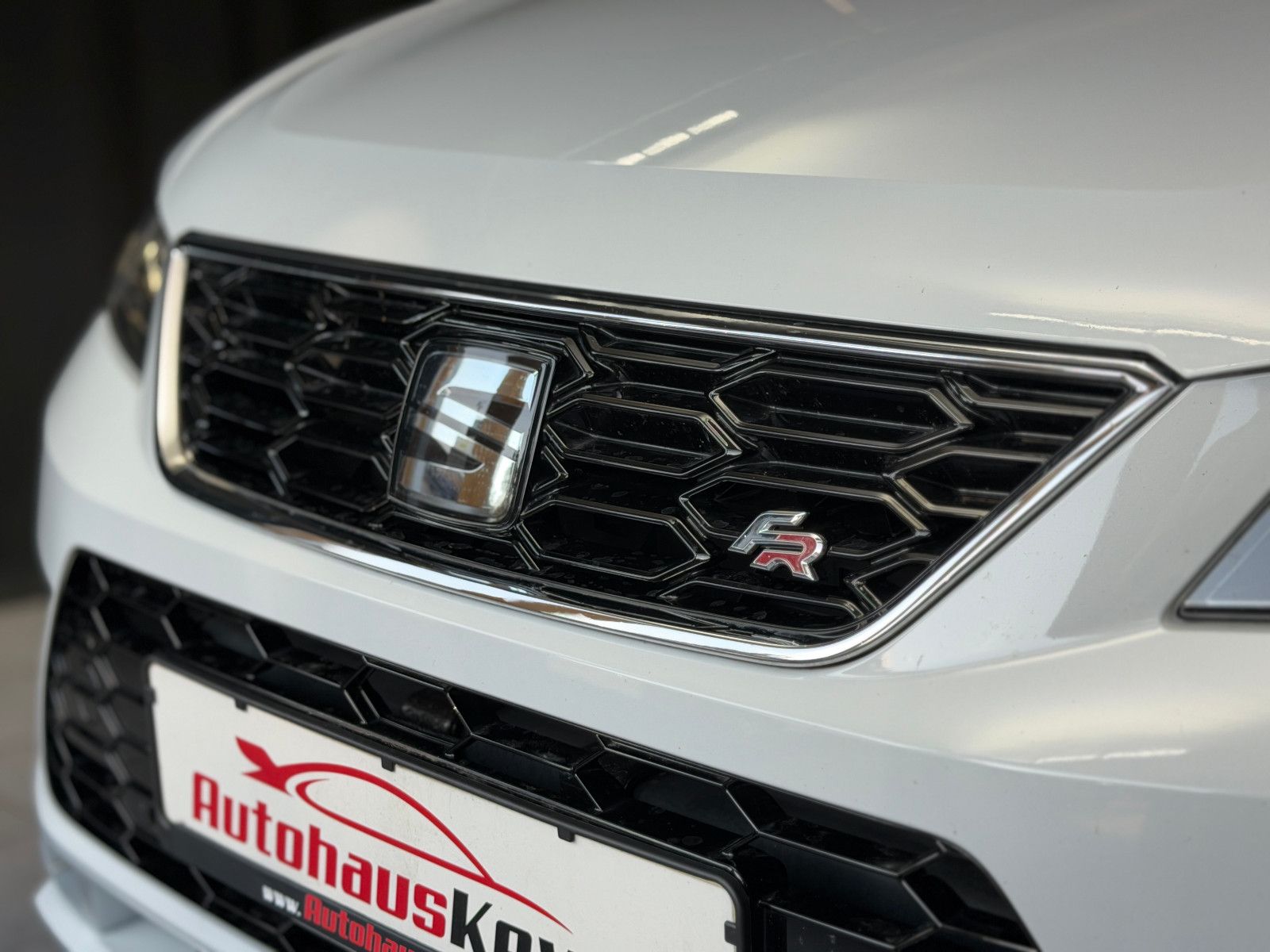Fahrzeugabbildung SEAT Ateca FR|BEATS|AHK|RF-CAM|LED|1-HD