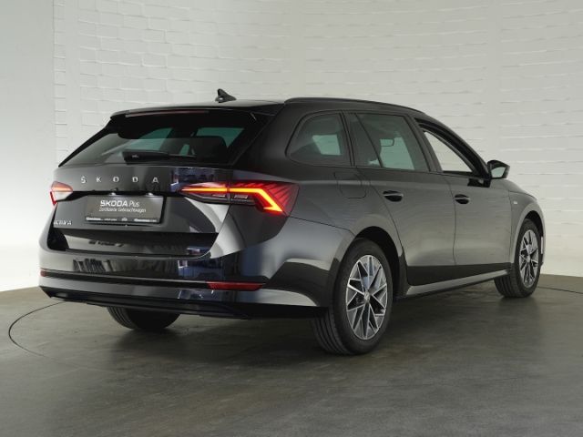Octavia COMBI TOUR TDI DSG+AHK+KLIMA+NAVI+LED-SC