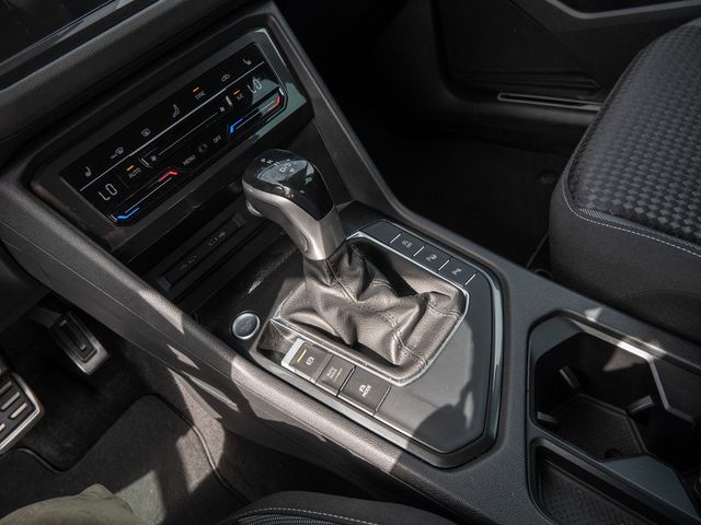 Tiguan 2.0 TDI Active KAMERA NAVI AHK ACC LED