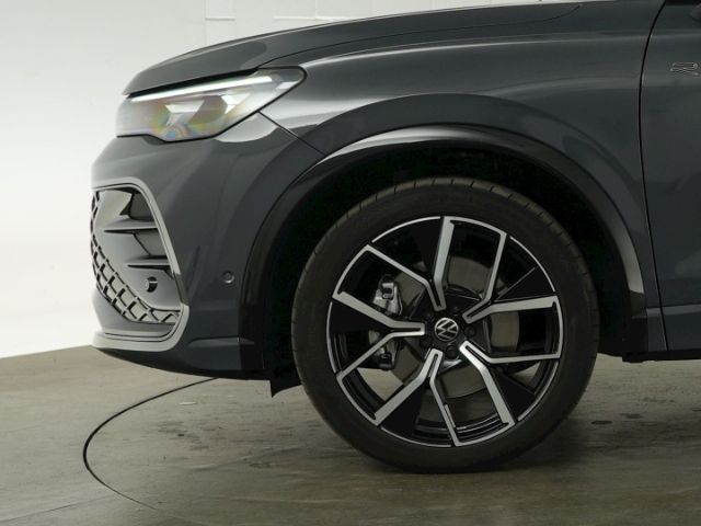 Tiguan R-LINE TSI DSG 4MOTION+AHK+MATRIX LED+NAV