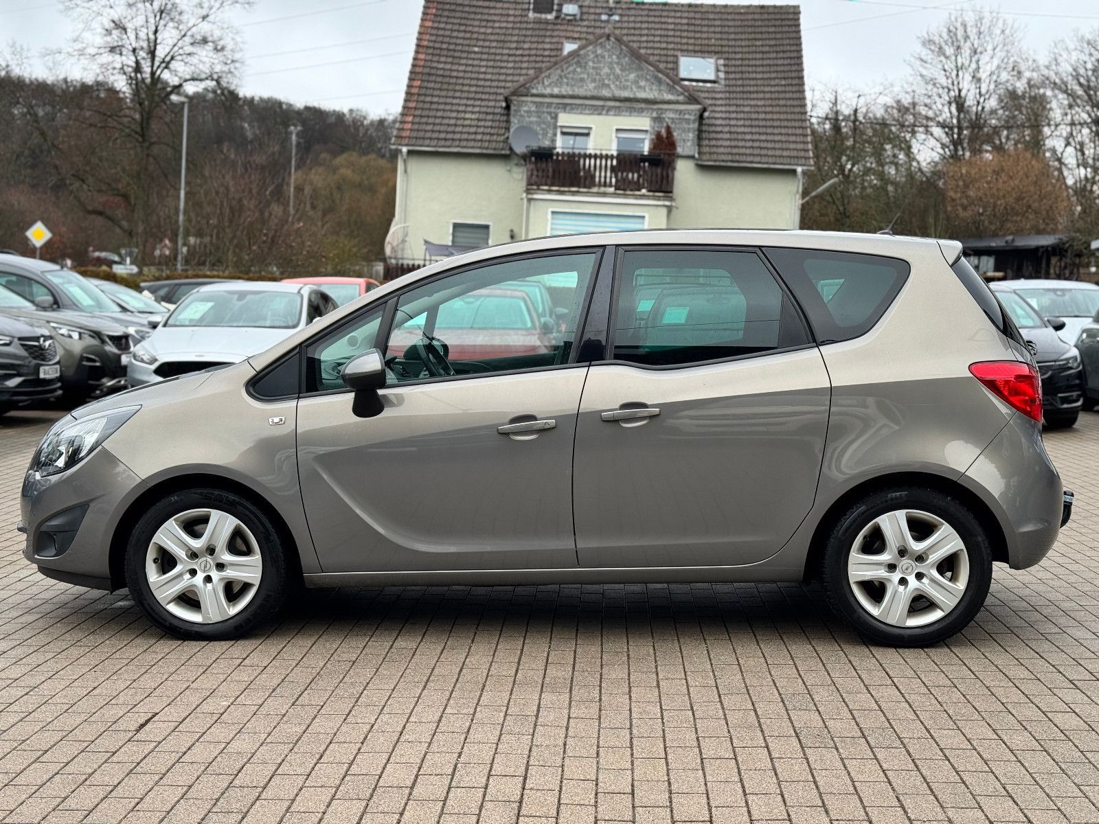 OPEL Meriva, 2011, Benzin, 140 PS