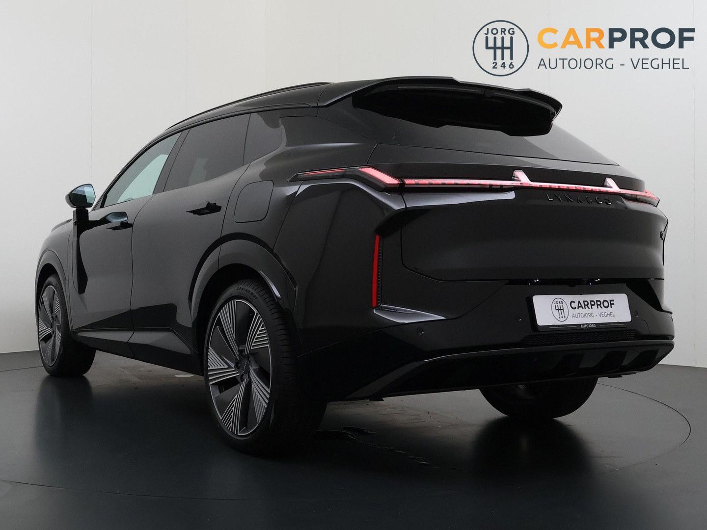 Lynk&Co 08 1.5 More navi | Pano | 360 kamera | 200 km el imagem 2