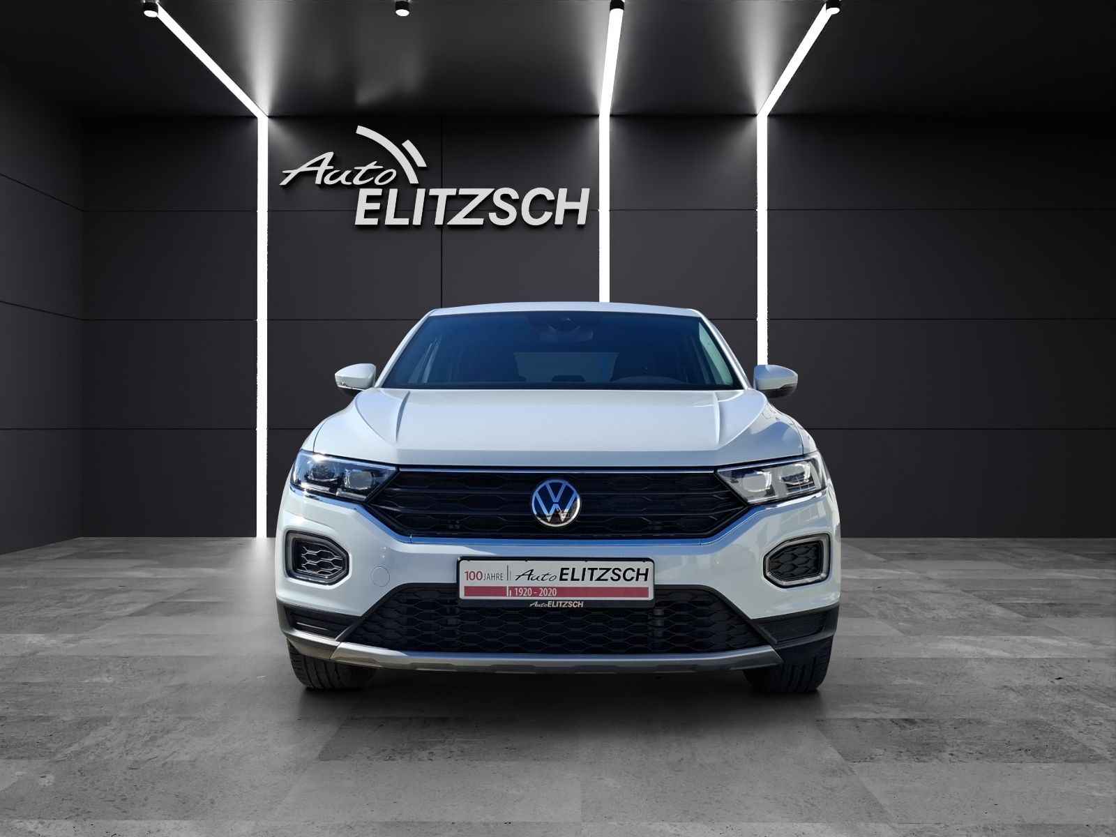Fahrzeugabbildung Volkswagen T-Roc Sport DSG STH AHK Navi ACC Kamera