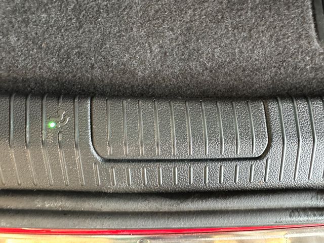 Volkswagen Golf  VII Allstar *LED*Navi*Kamera*AHK Schwenkb*