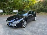 Alfa Romeo 147 1.6 TS 16V 120 Veloce Veloce - Alfa Romeo 147: 1.6