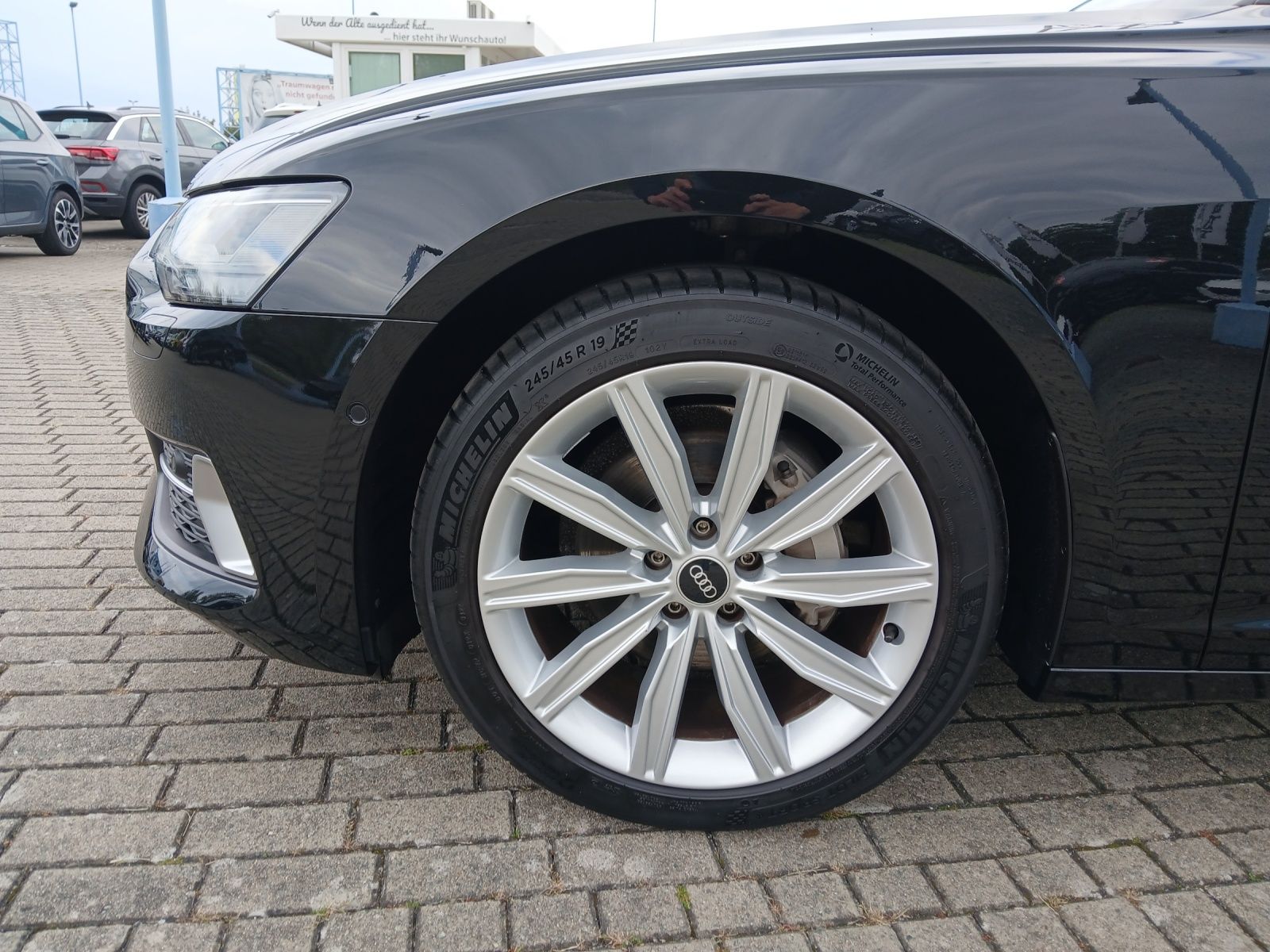 Fahrzeugabbildung Audi A6 Avant 40 TDI Sport quattro S-tronic LED Navi