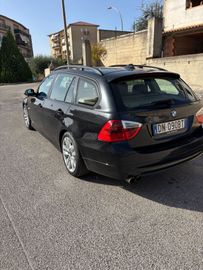 BMW 320 - 4