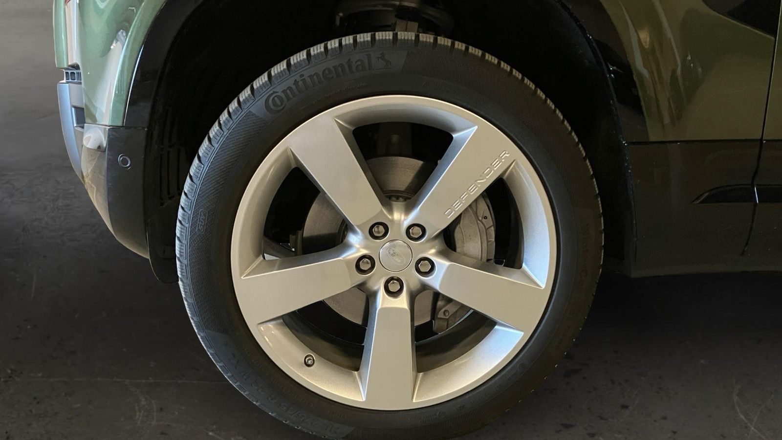 Land Rover Defender - Bild 8