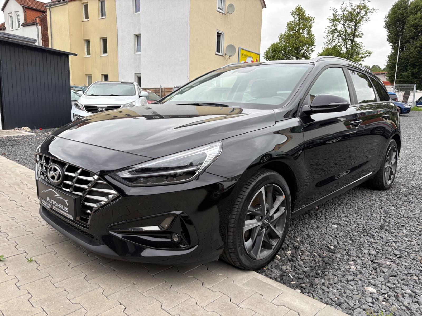 Hyundai i30 cw Select*EU6*2HA*SHZ*KAMERA*PDC*