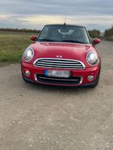 MINI Mini Cooper 1.6 Cabrio Facelift Automatik ... - MINI MINI aus 2011: Cabrio
